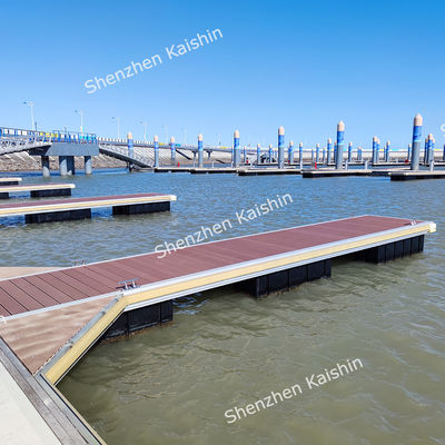 Korrosionsbeständige Langlebige Wartungsarme Marine Schwimmende Dock mit PE-Schwimmern